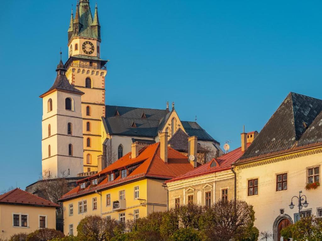 Ferienwohnung Byt Zechenterova Kremnitz Exterior foto